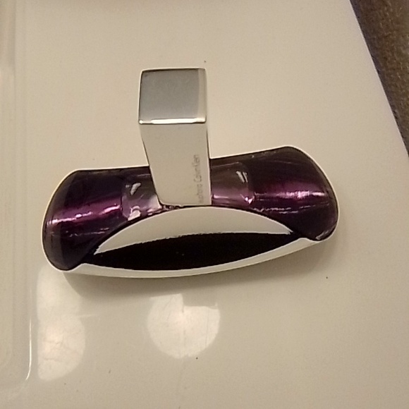 Perfume - Picture 2 of 5